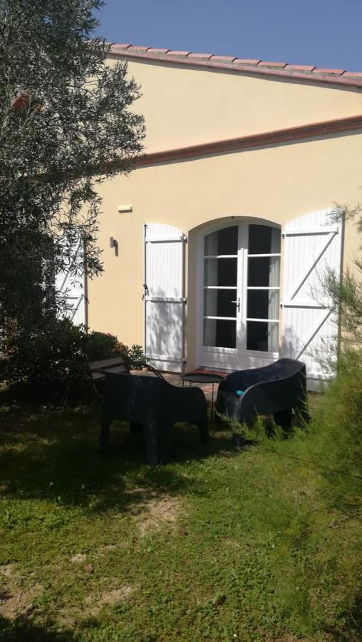 Bed and Breakfast Domaine De Cayre Mervilla Exterior foto